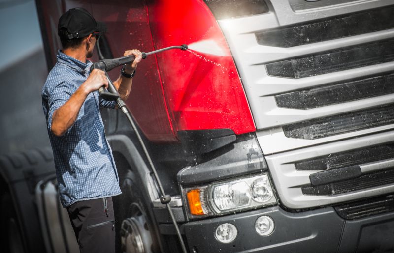 RV Washing Cost Guide — Cost of RV Washing